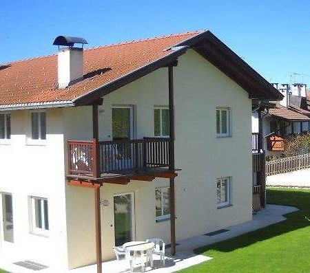 Appartments Am Wiesenrand Nova Ponente Exterior photo